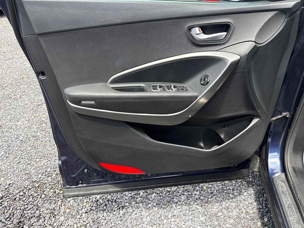 2018 Hyundai Santa Fe Image 4