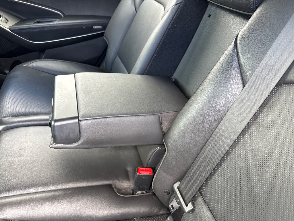 2018 Hyundai Santa Fe Image 15