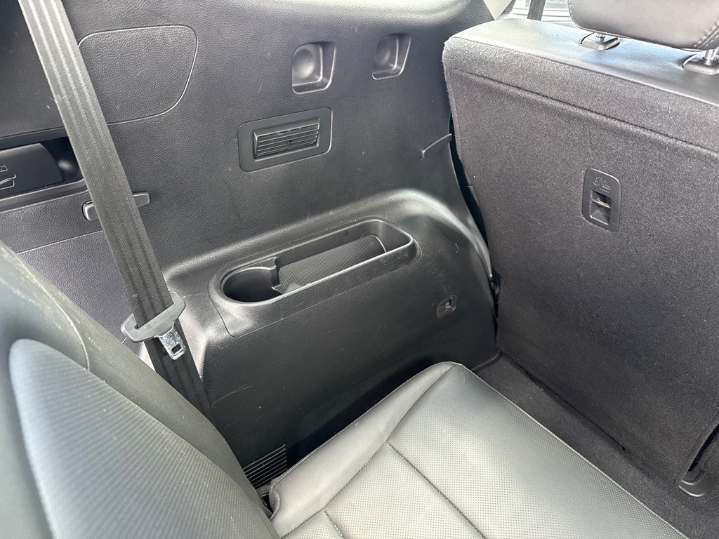2018 Hyundai Santa Fe Image 17