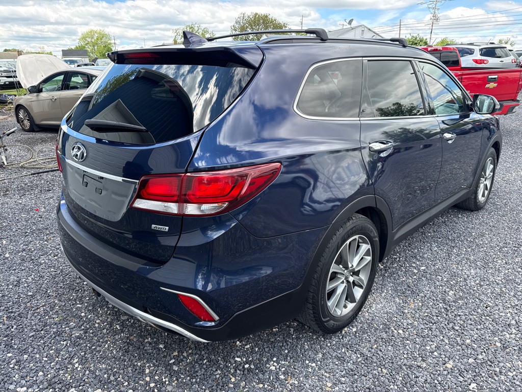 2018 Hyundai Santa Fe Image 24