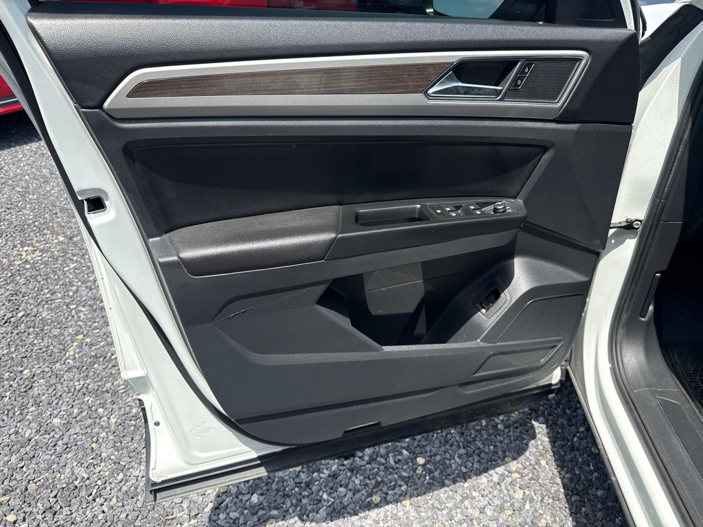 2019 Volkswagen Atlas Image 3