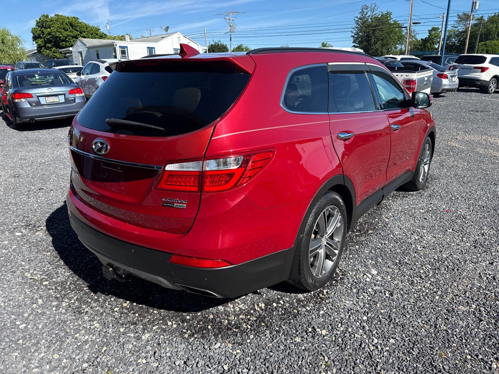 2015 Hyundai Santa Fe Image 28