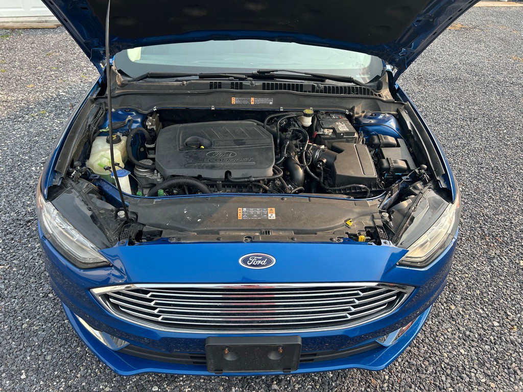 2017 Ford Fusion Image 2