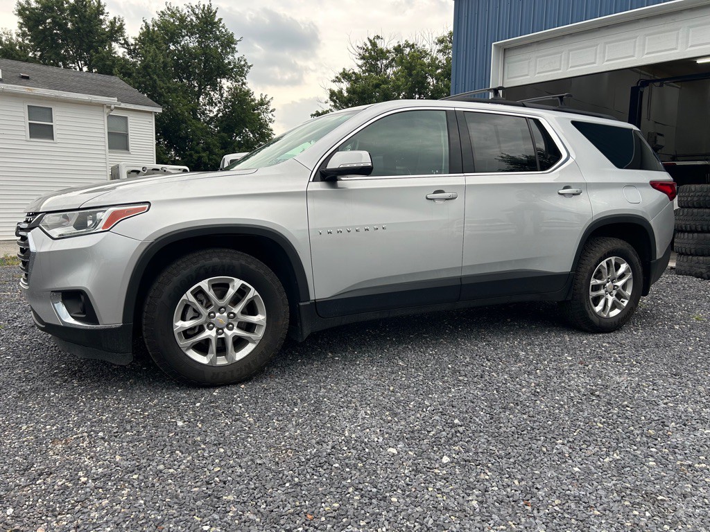 2019 Chevrolet Traverse Image 2