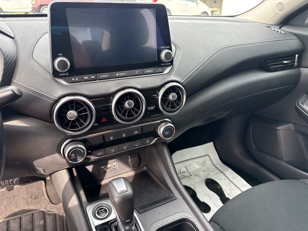 2022 Nissan Sentra Image 8