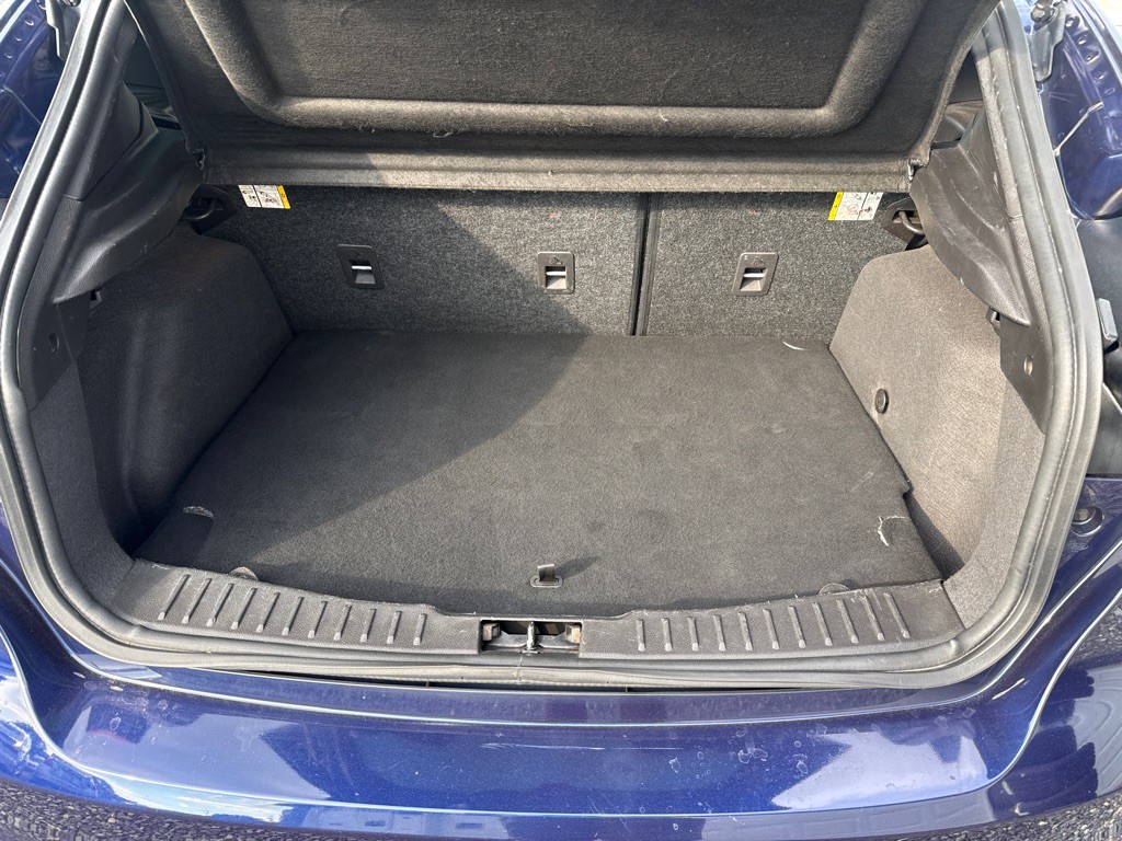 2016 Ford Focus Image 16