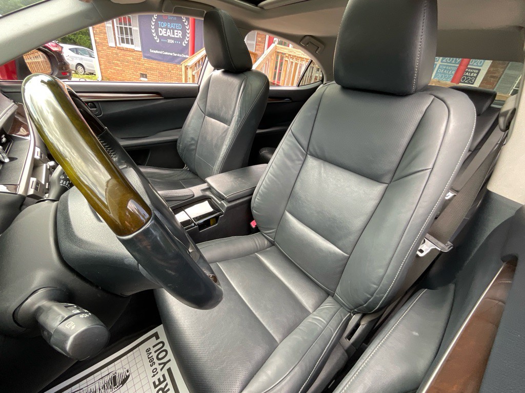 2014 Lexus ES 350 Image 16