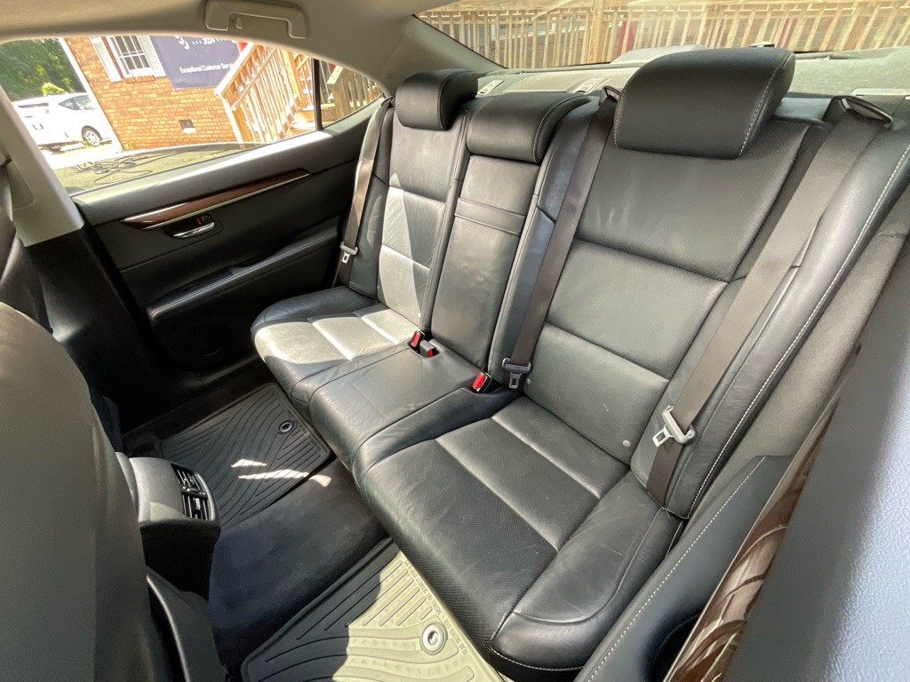 2014 Lexus ES 350 Image 30