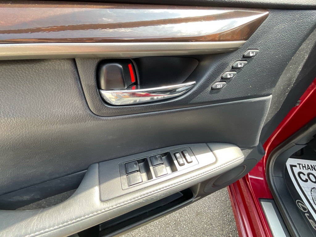 2014 Lexus ES 350 Image 39
