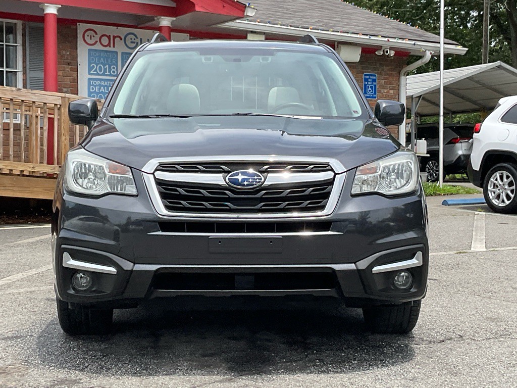 2018 Subaru Forester Image 2