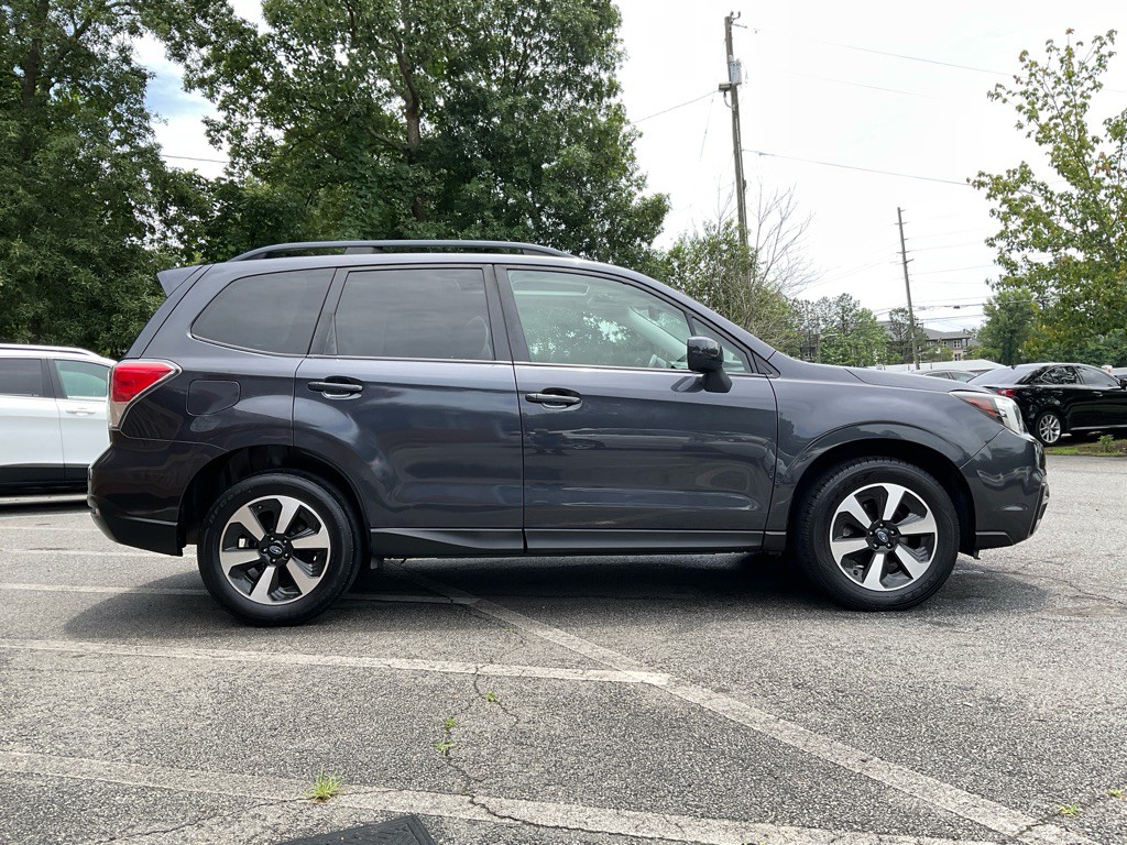 2018 Subaru Forester Image 4