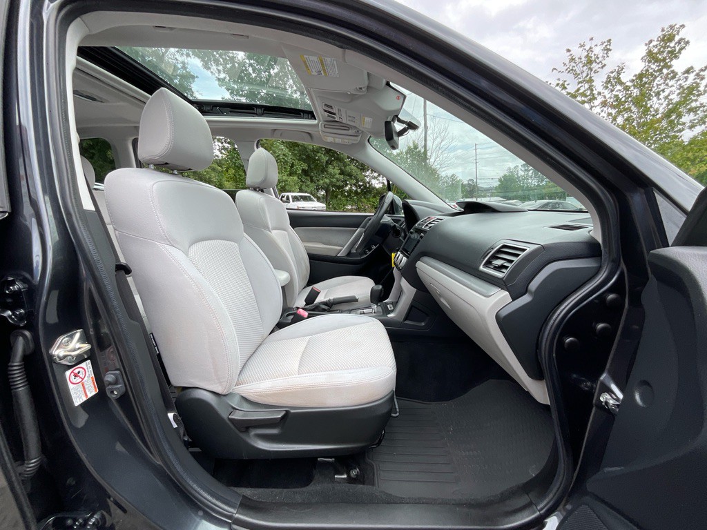 2018 Subaru Forester Image 18
