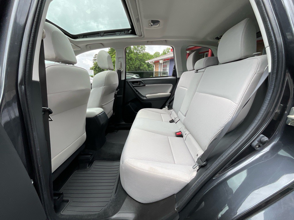 2018 Subaru Forester Image 29