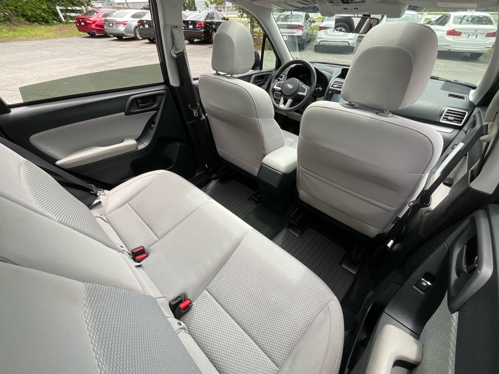 2018 Subaru Forester Image 33