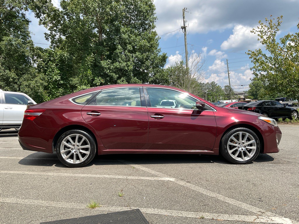 2015 Toyota Avalon Image 4