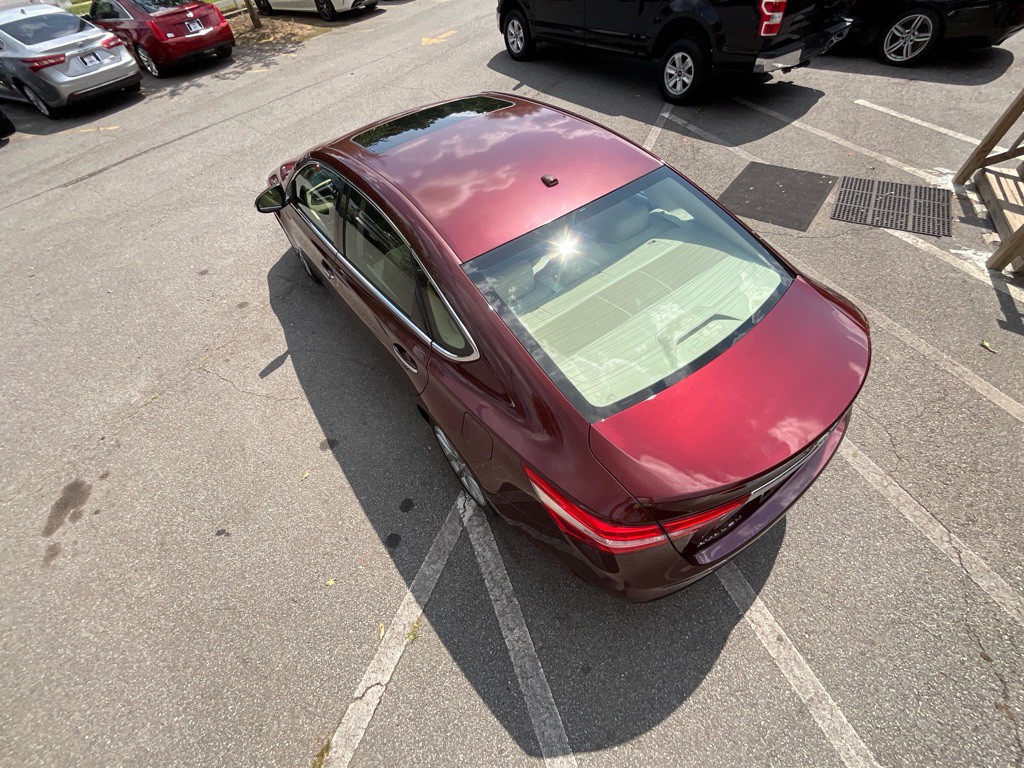 2015 Toyota Avalon Image 11
