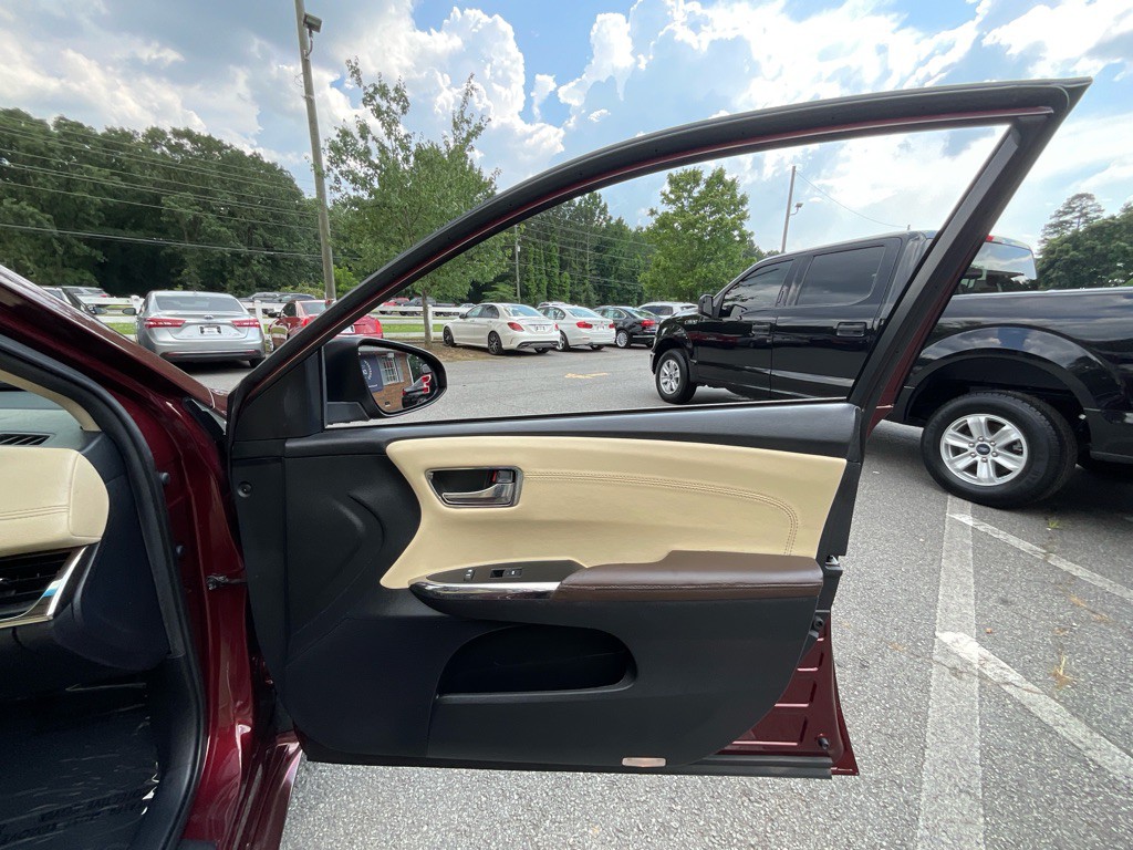 2015 Toyota Avalon Image 44