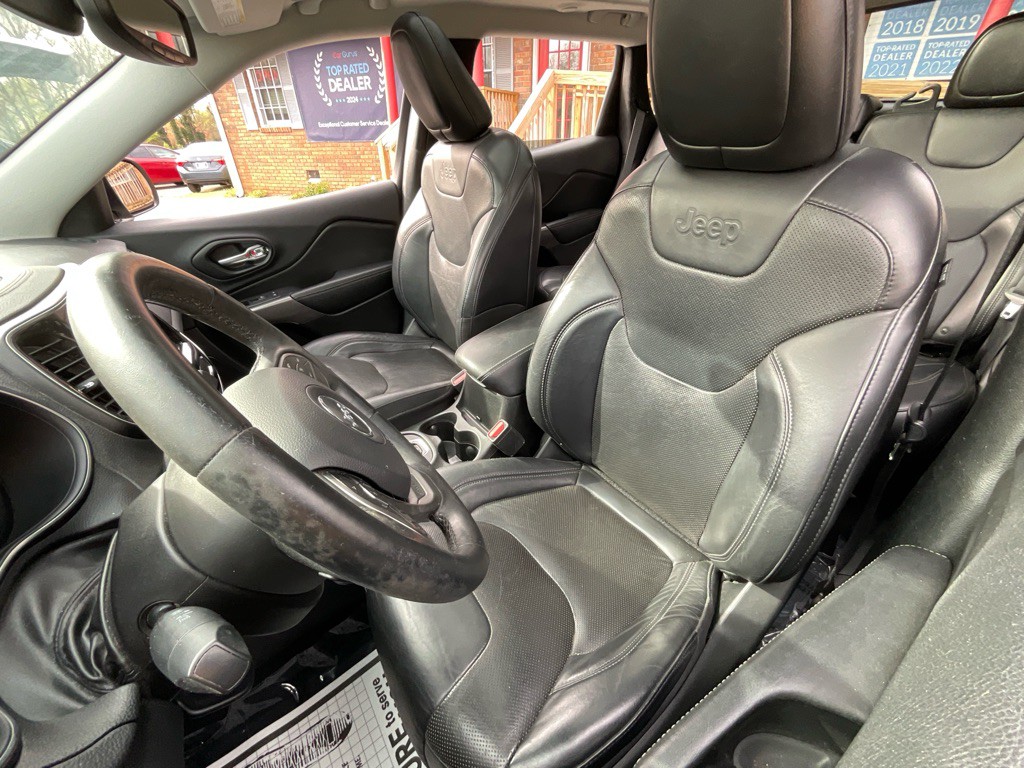 2019 Jeep Cherokee Image 15