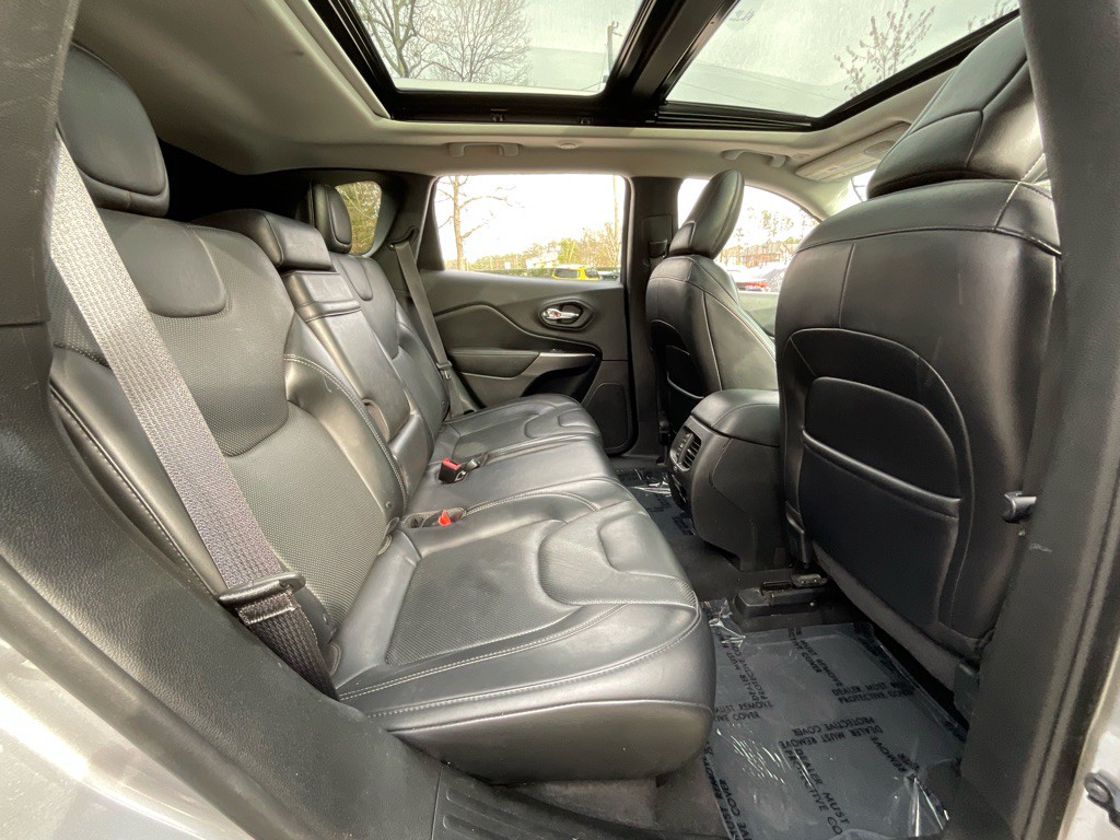 2019 Jeep Cherokee Image 31
