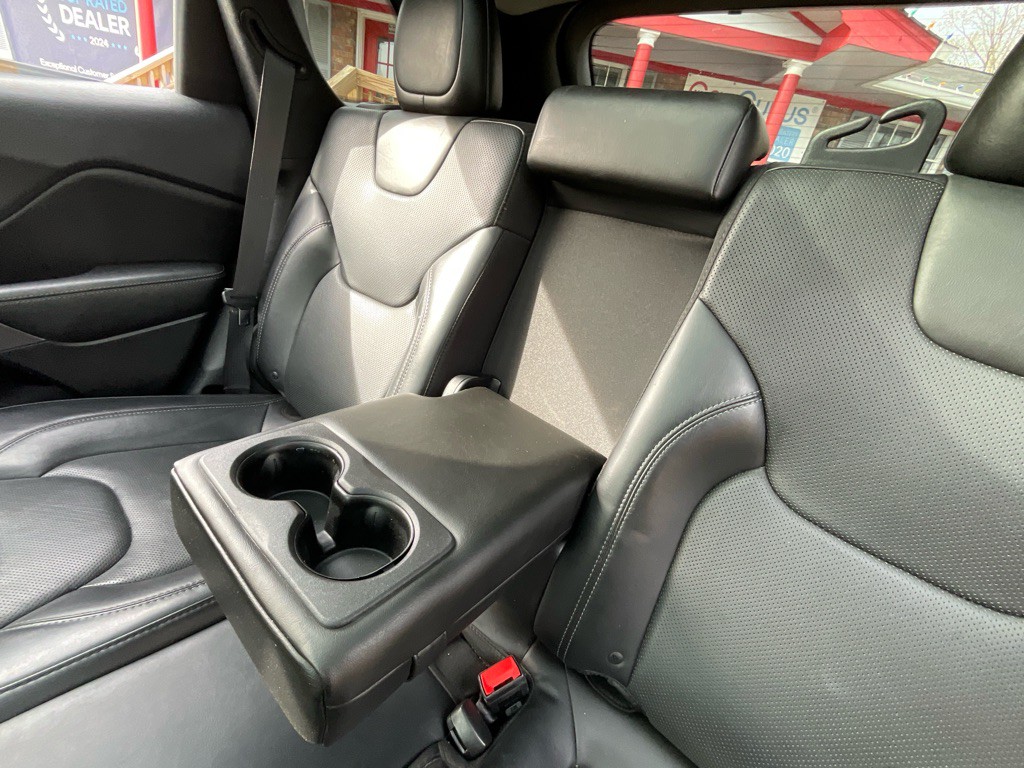 2019 Jeep Cherokee Image 34