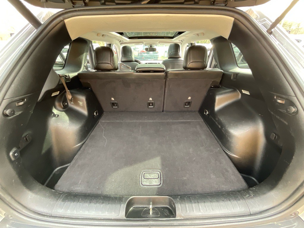 2019 Jeep Cherokee Image 38