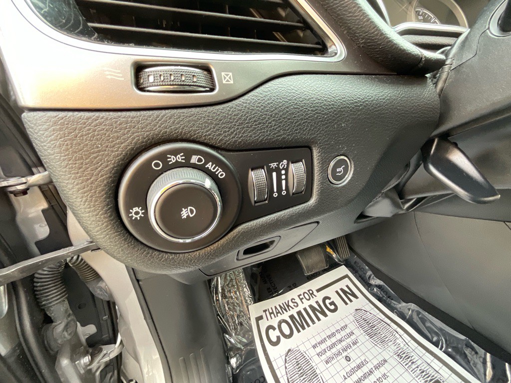 2019 Jeep Cherokee Image 43
