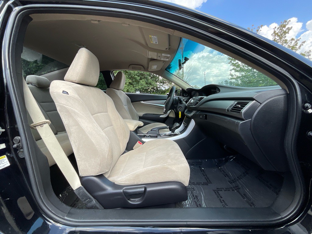 2013 Honda Accord Image 16