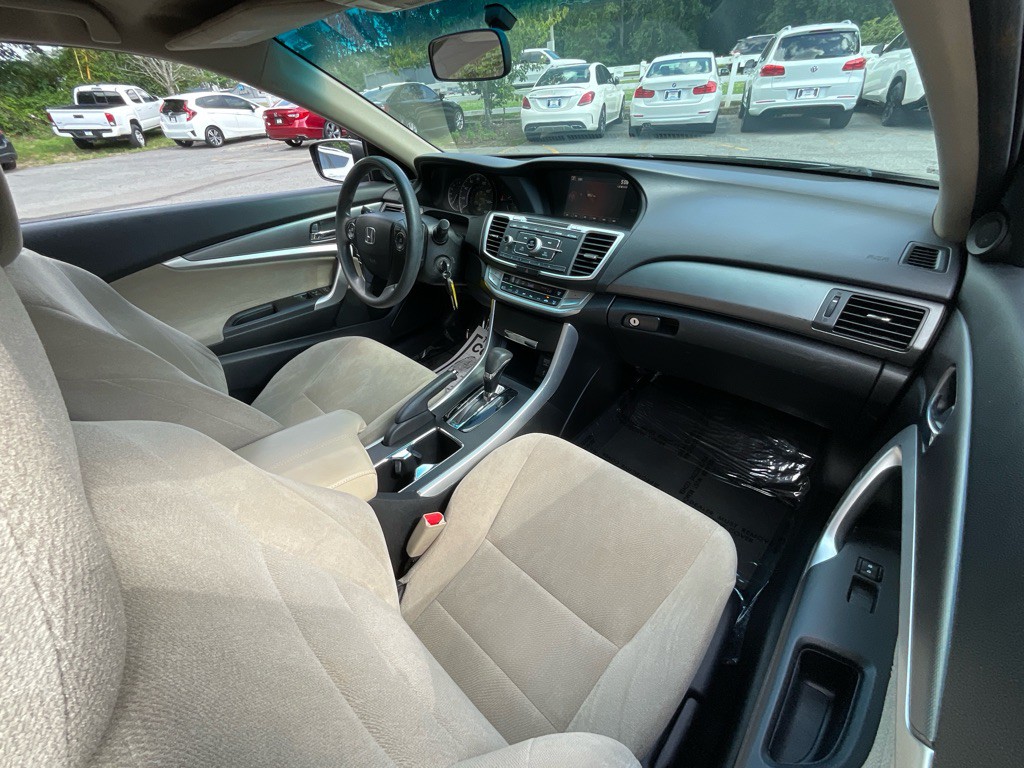 2013 Honda Accord Image 17