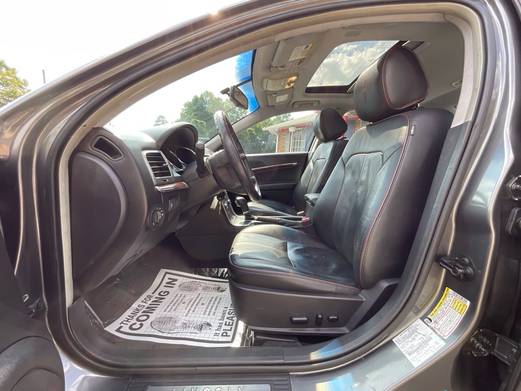 2011 Lincoln MKZ Image 14