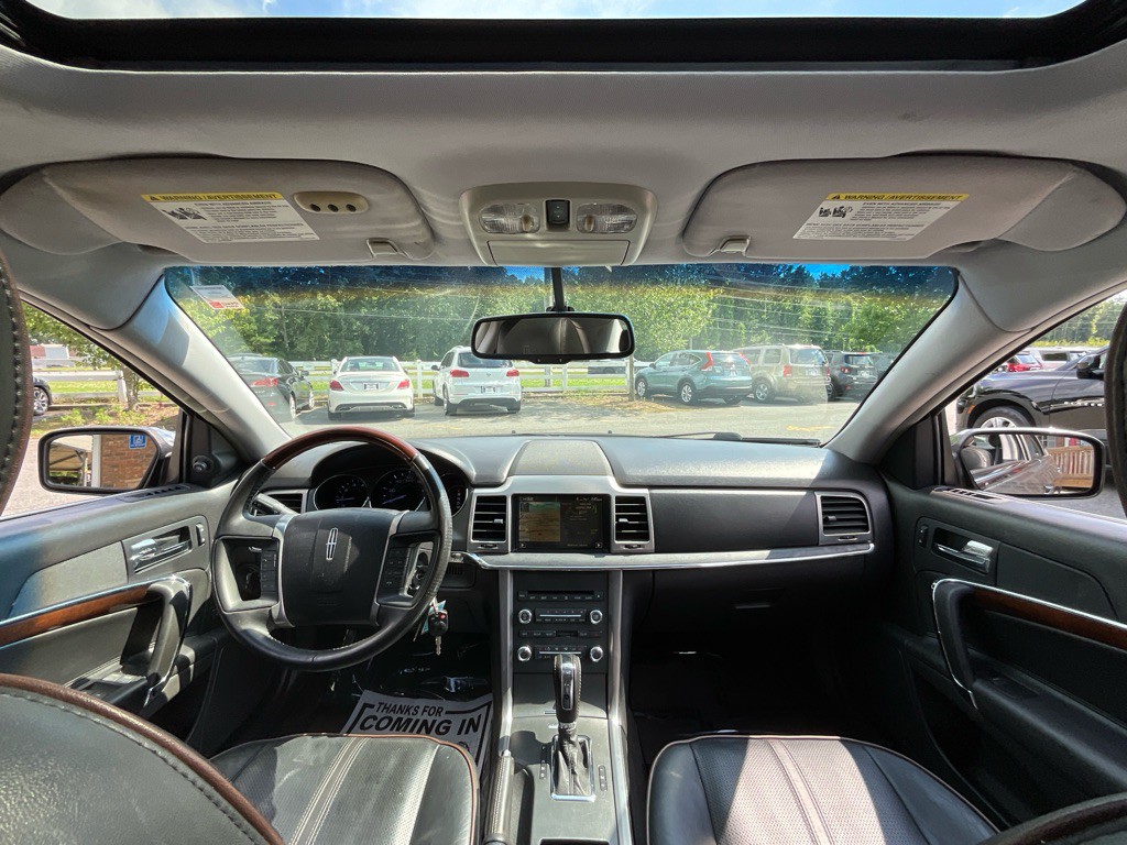 2011 Lincoln MKZ Image 20