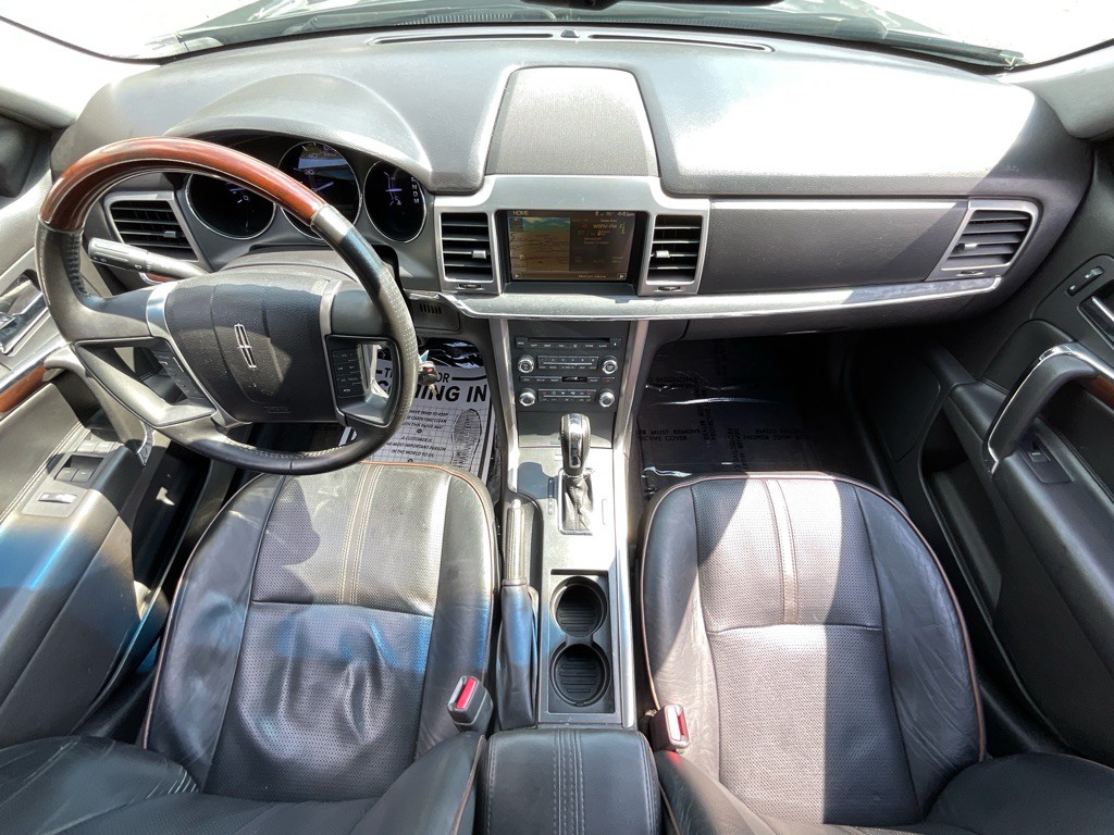 2011 Lincoln MKZ Image 21