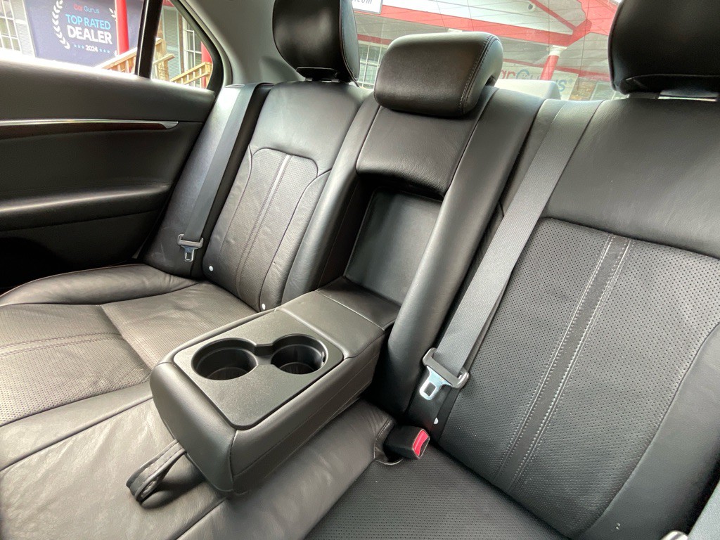 2011 Lincoln MKZ Image 35