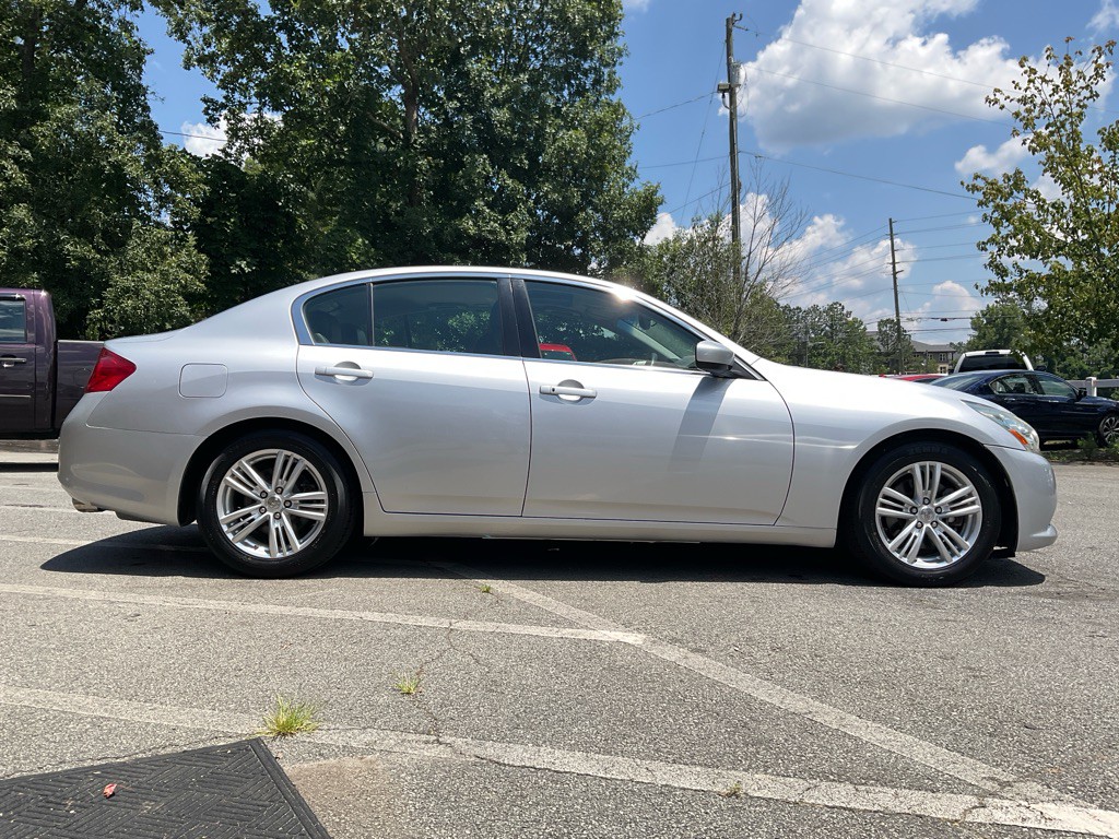 2012 INFINITI G37 Image 4