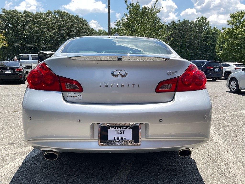 2012 INFINITI G37 Image 6