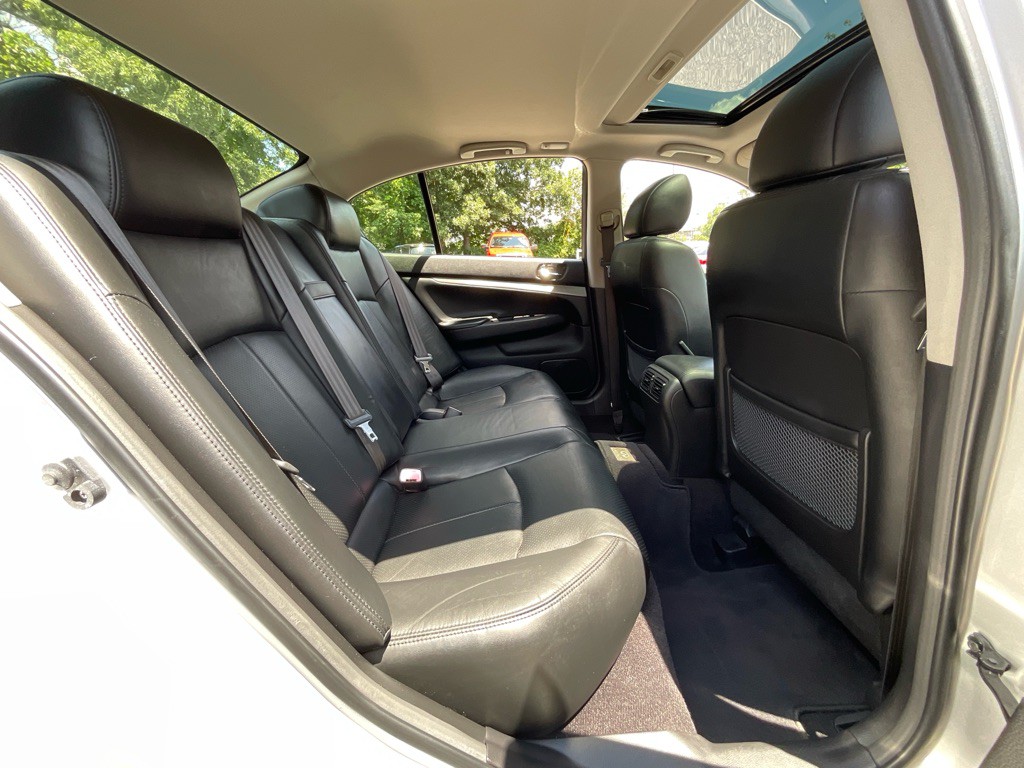 2012 INFINITI G37 Image 30