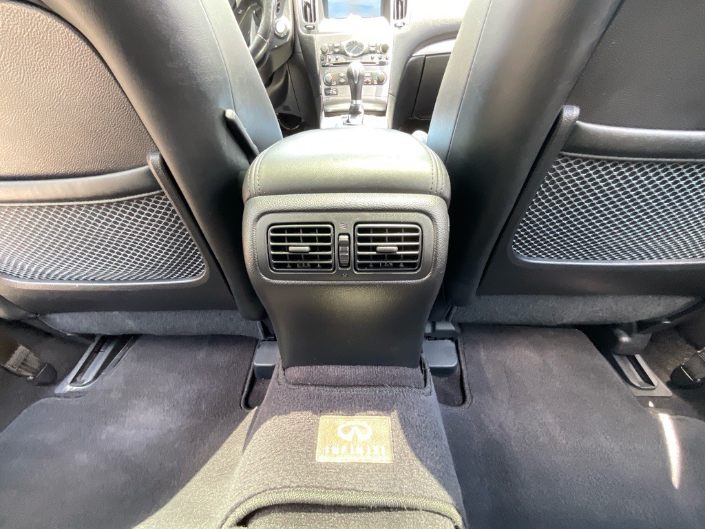 2012 INFINITI G37 Image 34