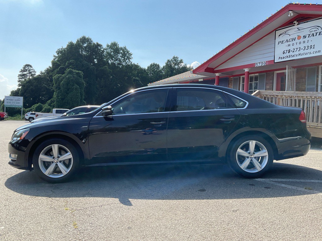 2015 Volkswagen Passat Image 8