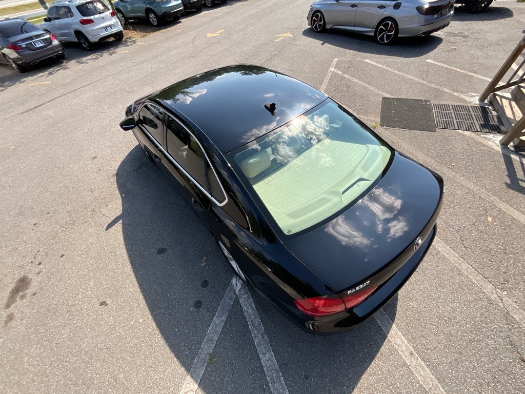2015 Volkswagen Passat Image 11