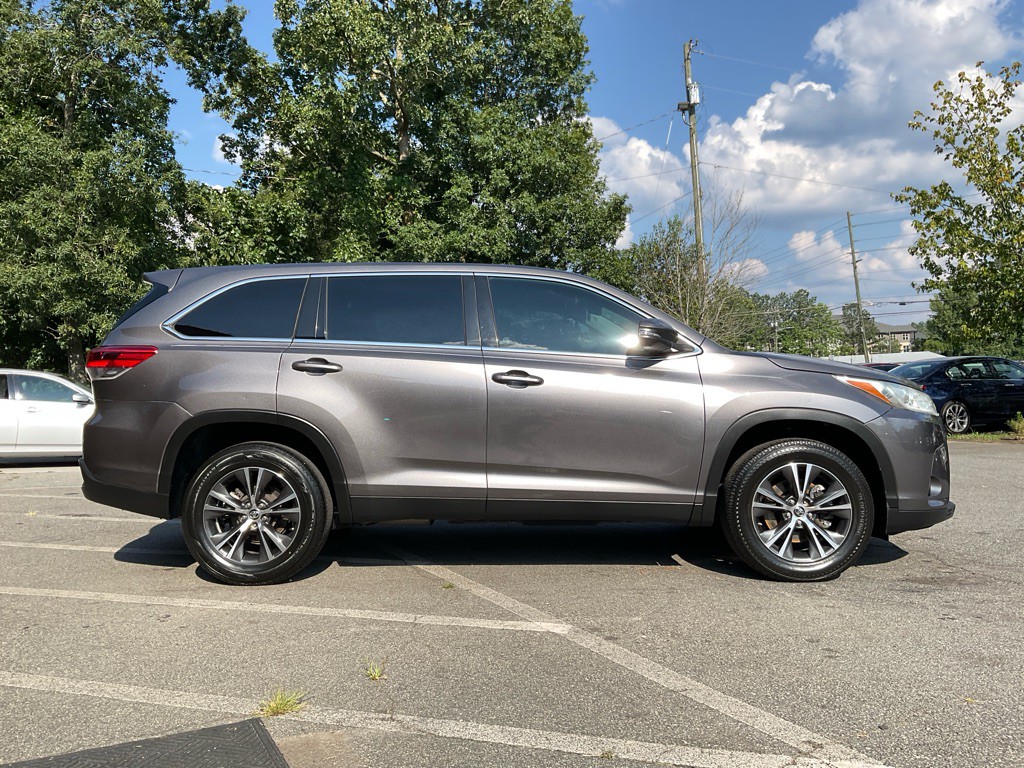 2019 Toyota Highlander Image 4