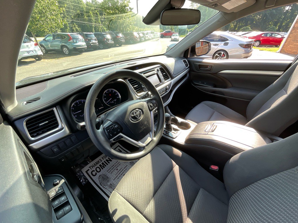 2019 Toyota Highlander Image 14