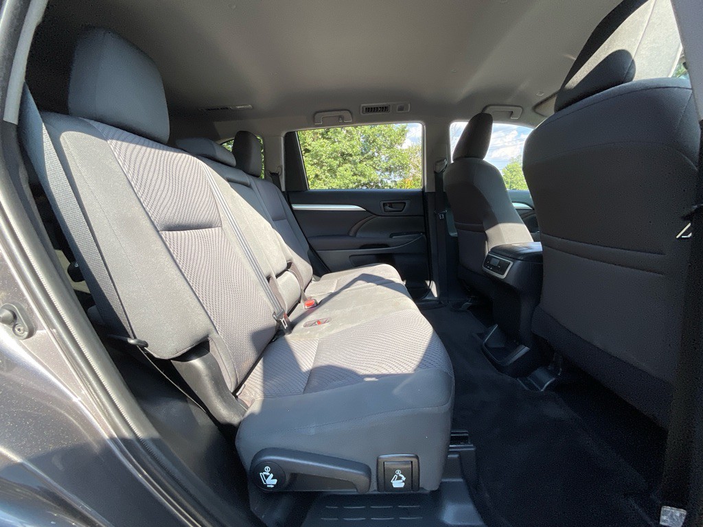 2019 Toyota Highlander Image 28