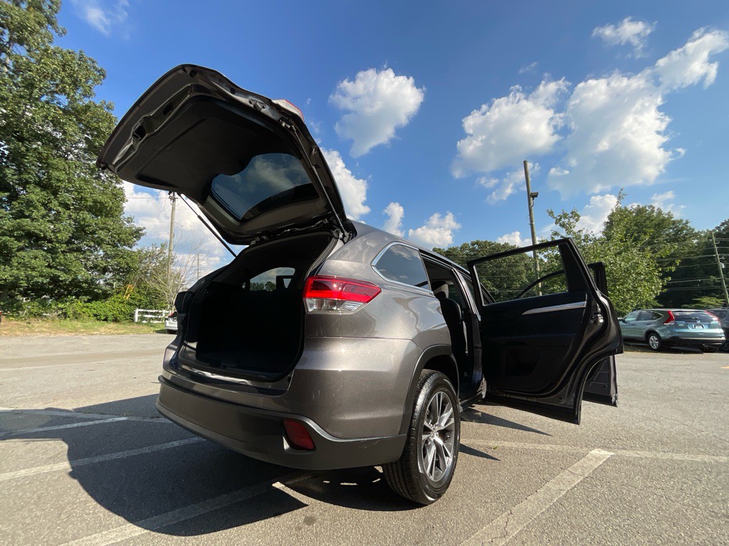 2019 Toyota Highlander Image 32
