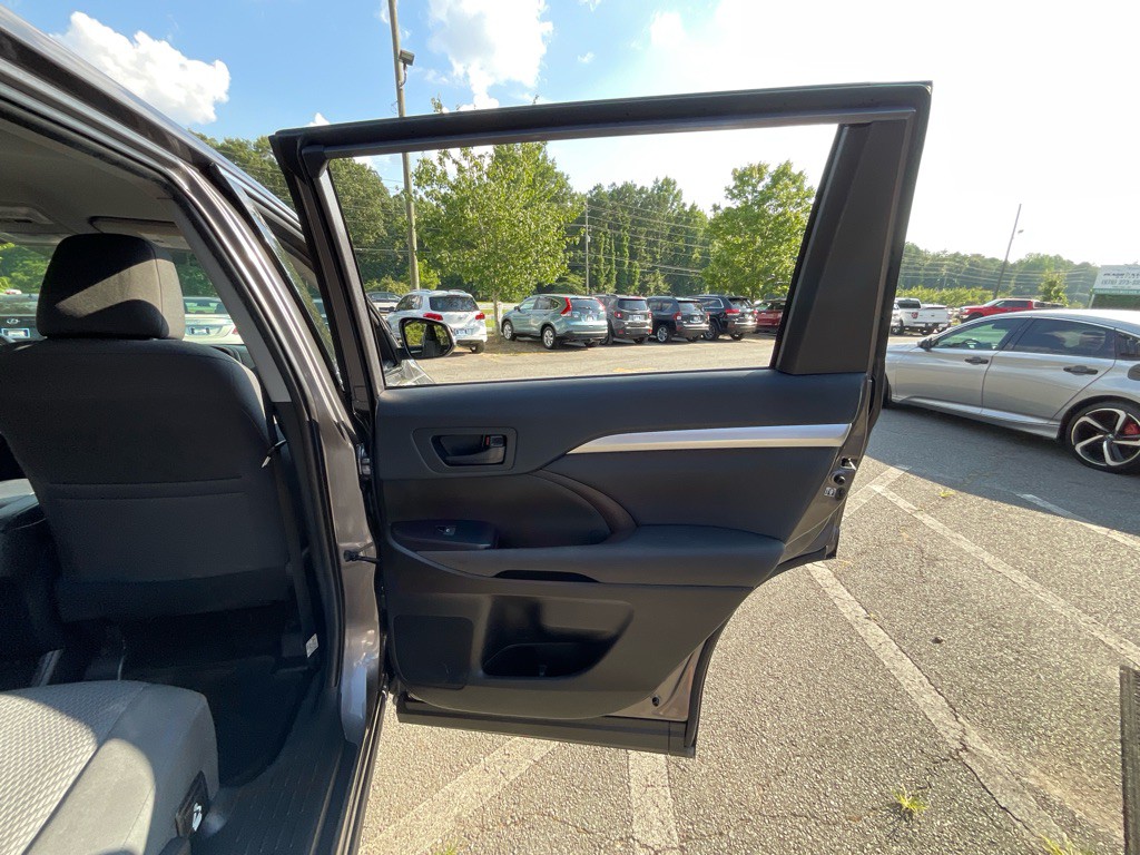 2019 Toyota Highlander Image 42