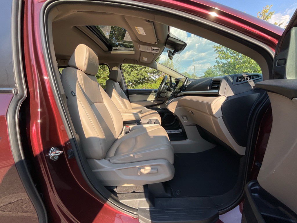 2018 Honda Odyssey Image 16