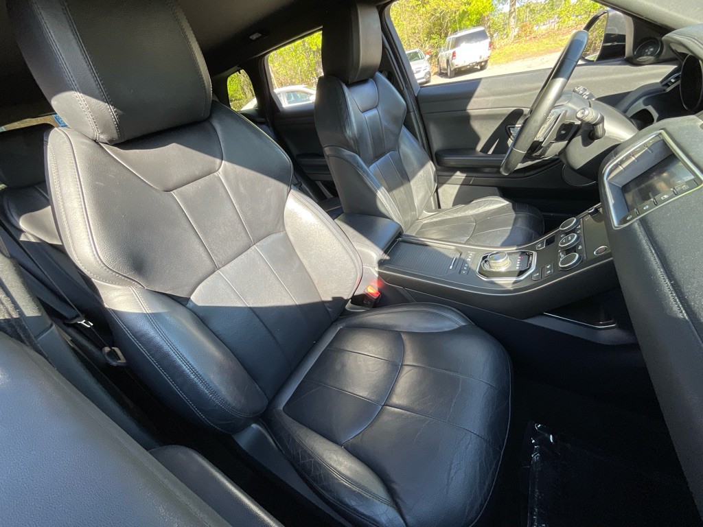 2018 Land Rover Range Rover Evoque Image 18