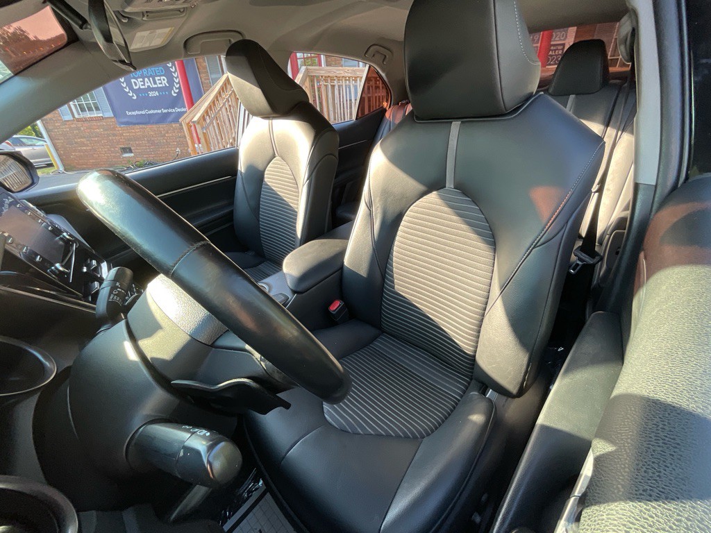 2021 Toyota Camry Image 15