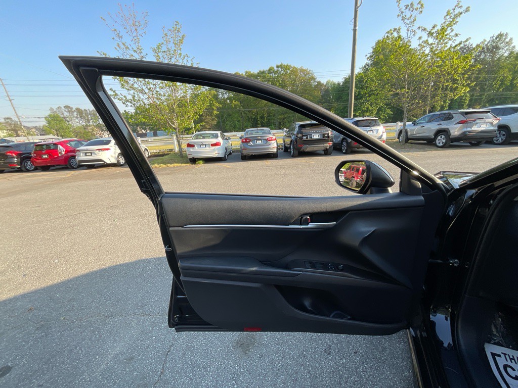 2021 Toyota Camry Image 36
