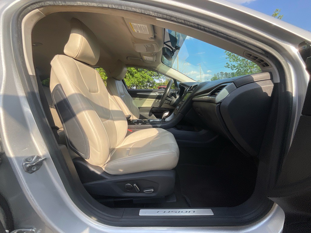 2015 Ford Fusion Image 15