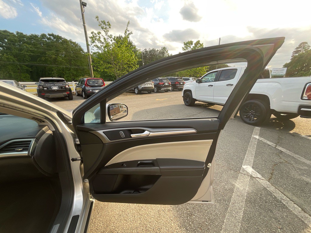 2015 Ford Fusion Image 37