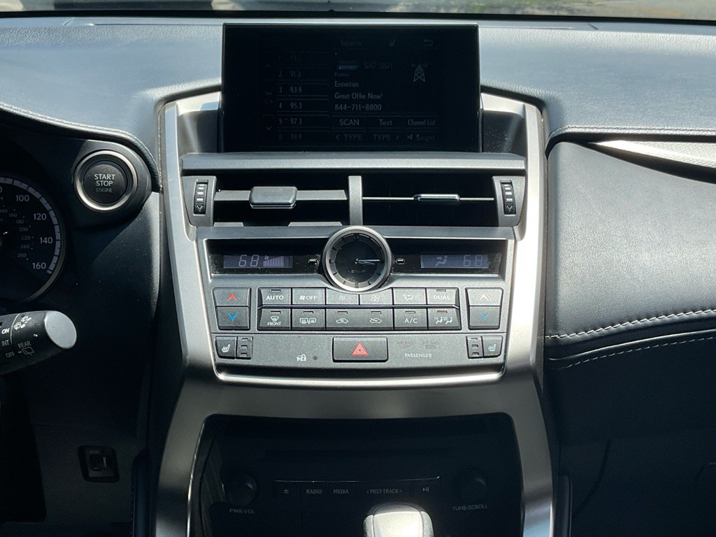 2016 Lexus NX 200t Image 22